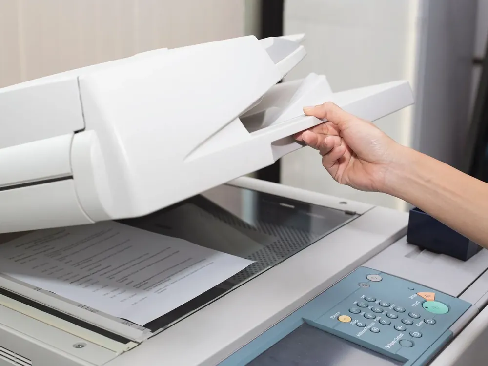 Sortie de documents imprimés sur une imprimante professionnelle